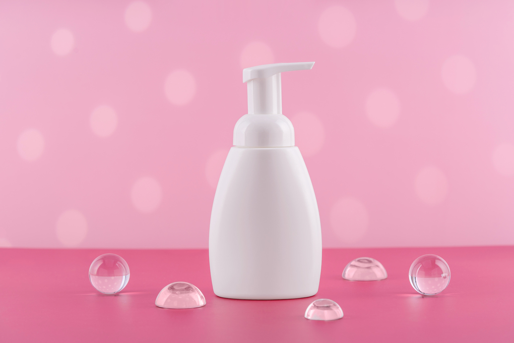 espuma limpiadora para la higiene femenina