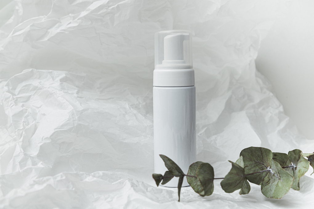 espuma limpiadora para la higiene femenina