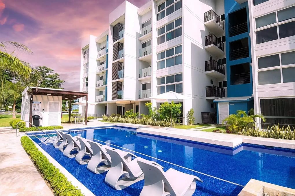Oportunidades de inversión inmobiliaria en Playa Caracol 11