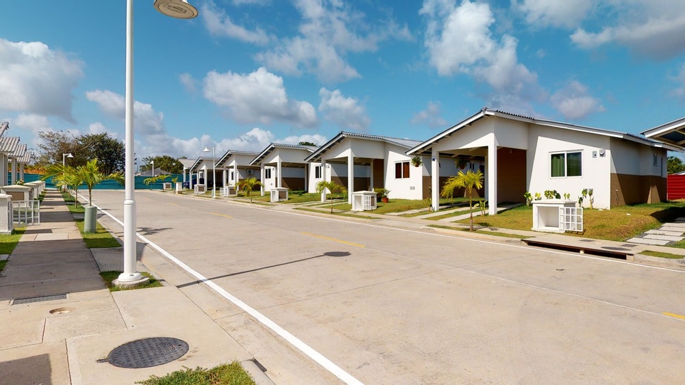 Casas con entrega inmediata en Panamá Oeste Playa Dorada 10