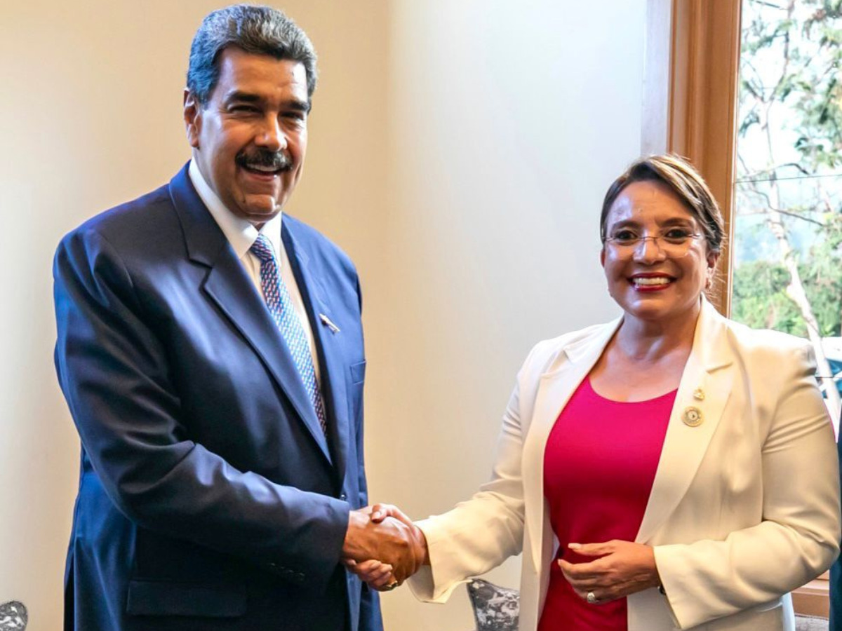 Xiomara Castro respalda a Nicolás Maduro Xiomara Castro respalda a Nicolás Maduro