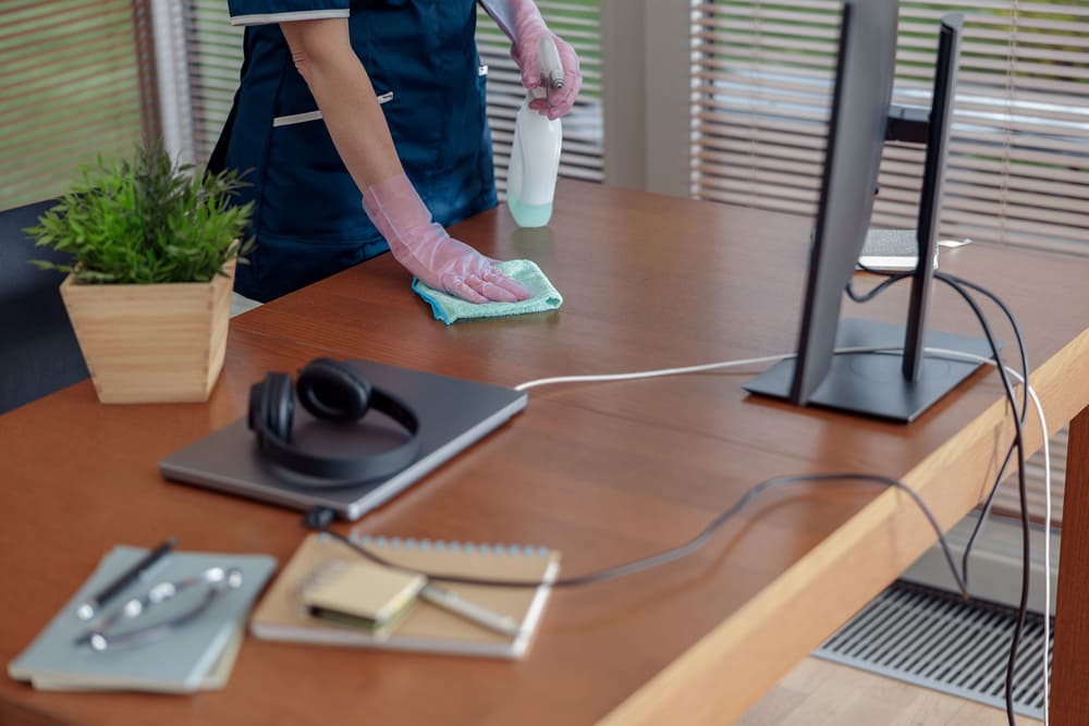 Desinfección de oficinas en Colombia