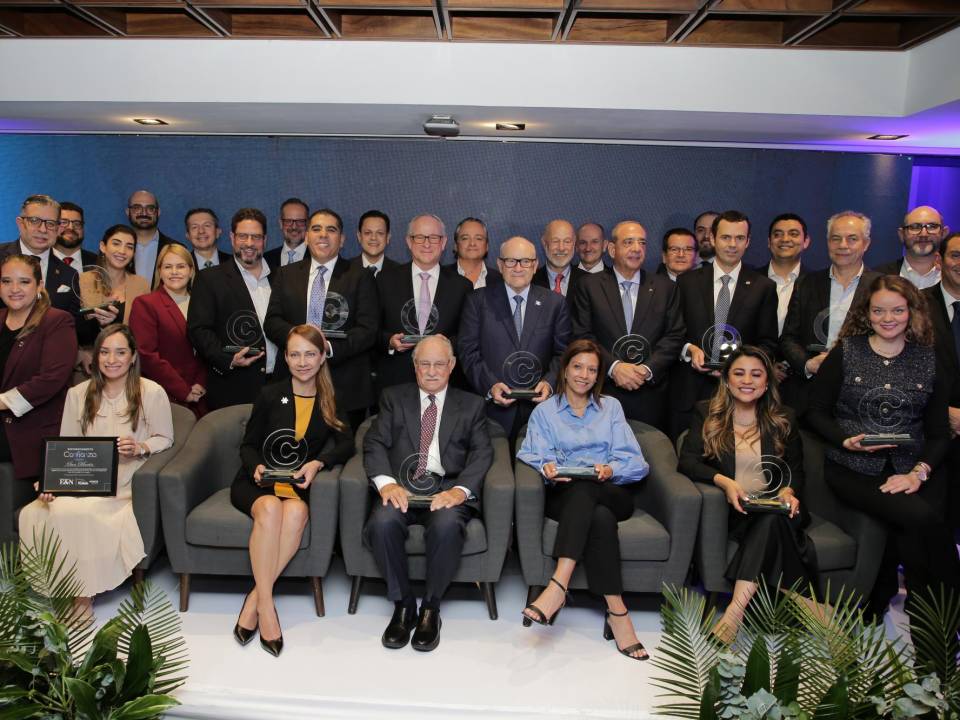 La Cumbre Empresarial Confianza 2025 ficohsa