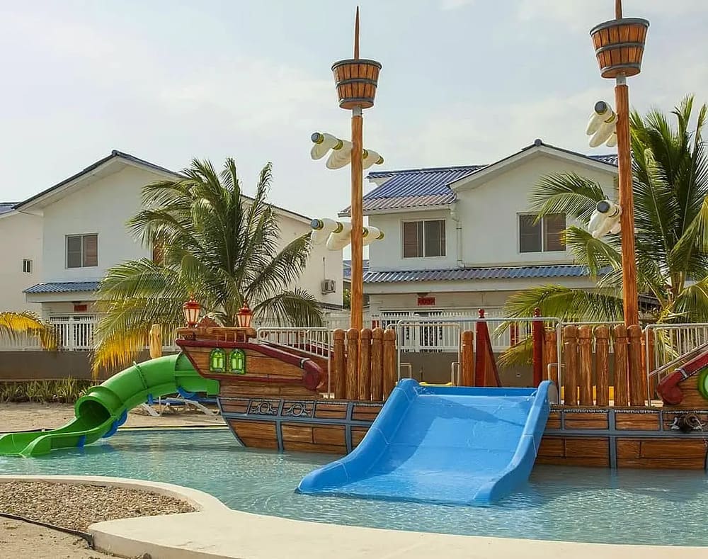 Conjunto residencial frente al mar