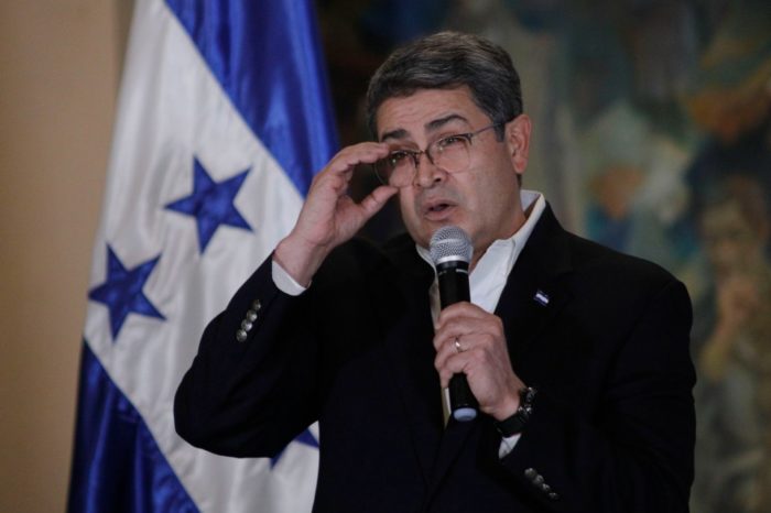 Xiomara Castro y Juan Orlando Hernández
