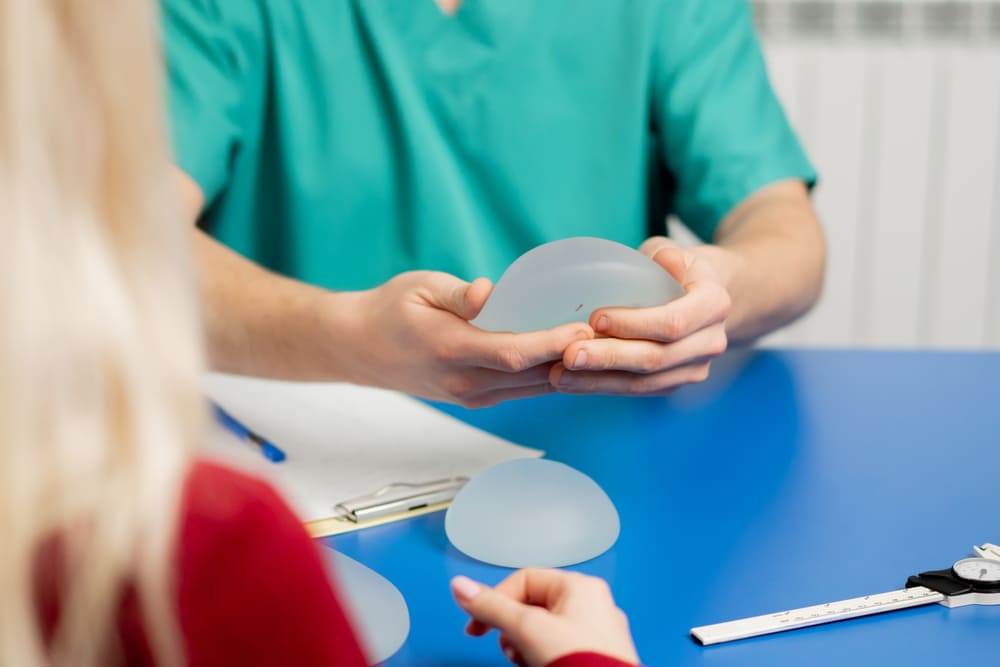 Mamoplastia de aumento