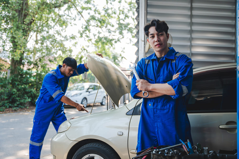 mantenimiento preventivo para cuidar un carro usado