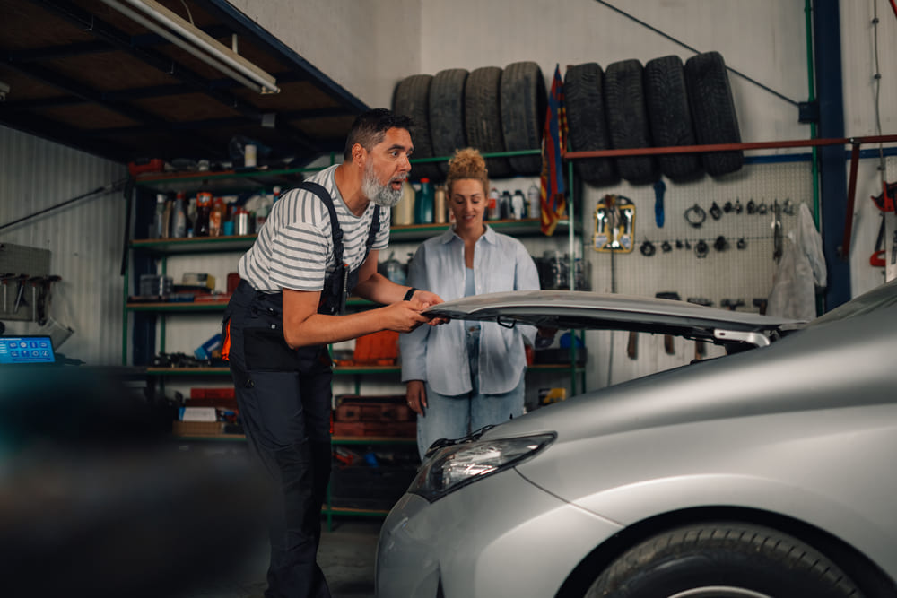 mantenimiento preventivo para cuidar un carro usado