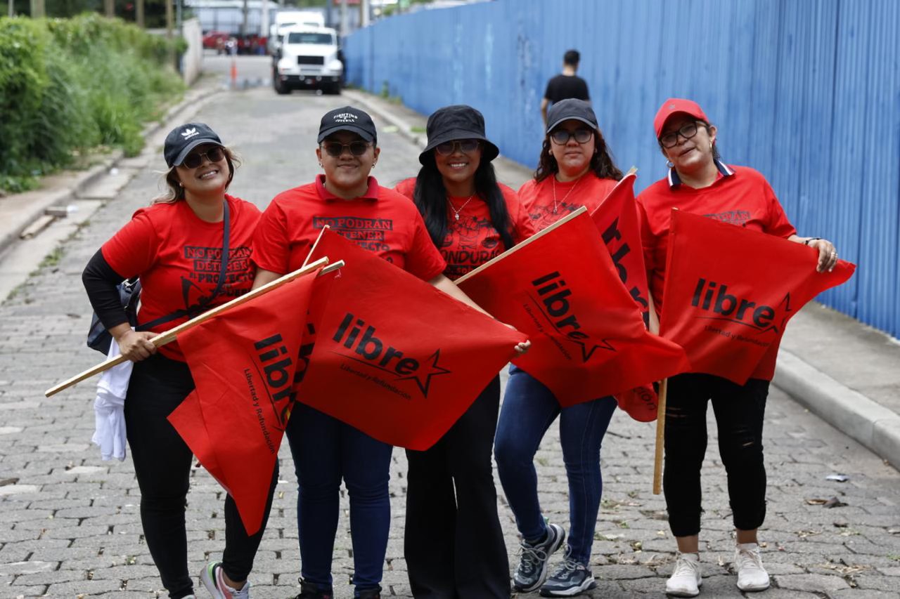 LIBRE intensifica entrega de bonos LIBRE intensifica entrega de bonos
