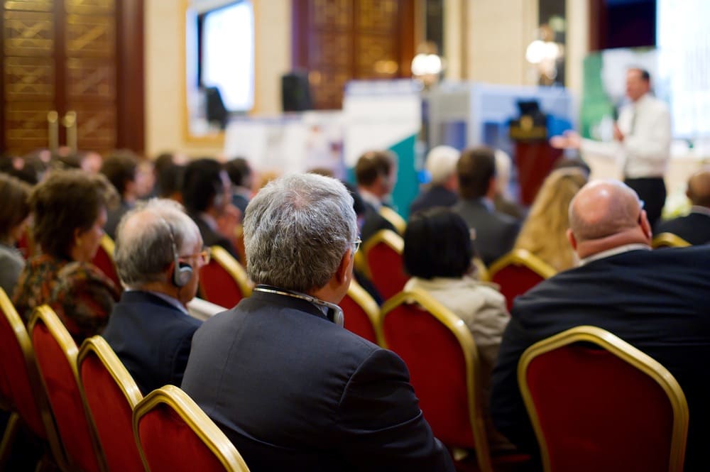 contratar conferencistas