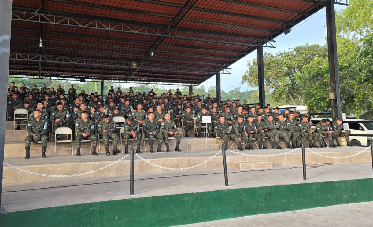 La polémica del ejército en las elecciones de Honduras