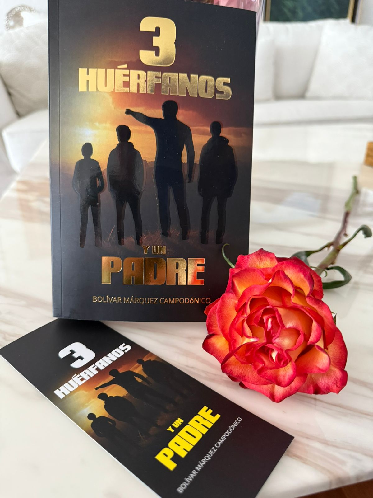 Novela Tres Huérfanos y un Padre