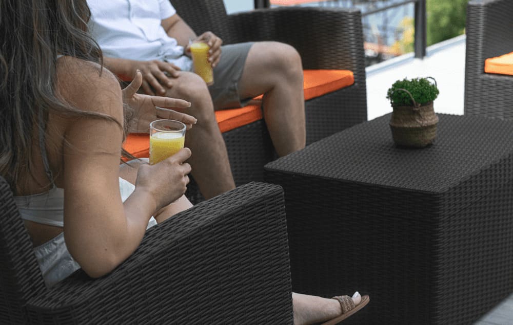 Sillas plásticas para comedor: tendencias modernas que conquistan clientes